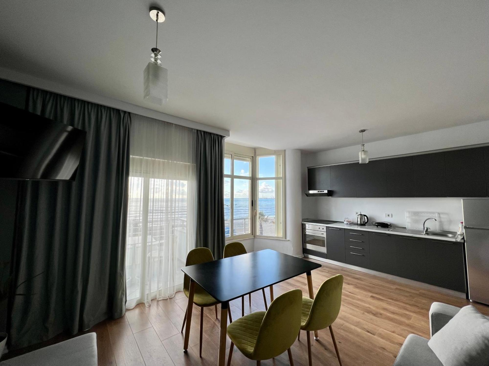 Wave Beachfront Apartments Δυρράχιο Εξωτερικό φωτογραφία